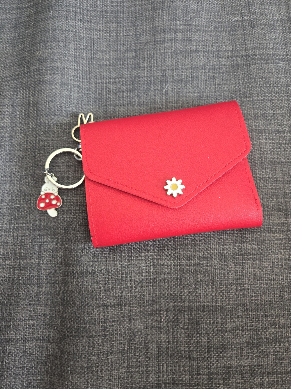 NWOT Red Floral Accent Women's Wallet with Keyring